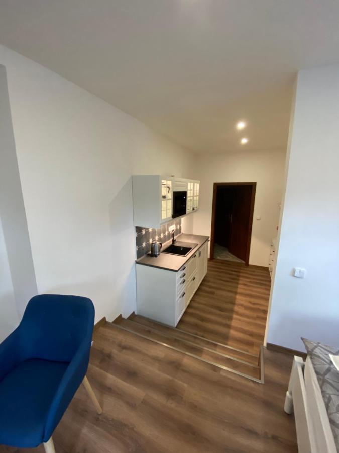 Apartmany V Ulicce 弗林布尔克 外观 照片