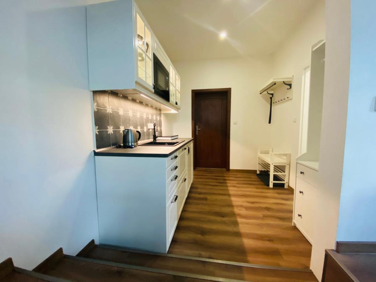 Apartmany V Ulicce 弗林布尔克 外观 照片