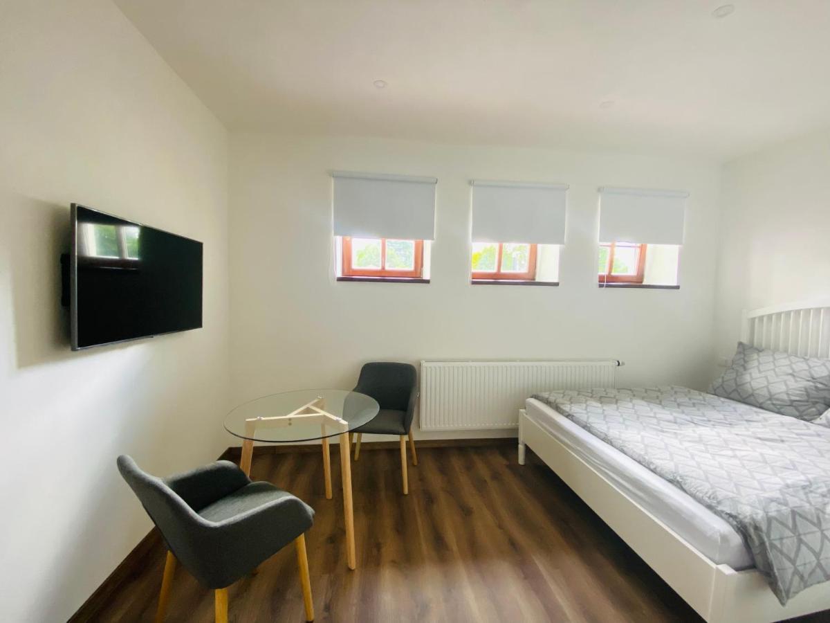 Apartmany V Ulicce 弗林布尔克 外观 照片