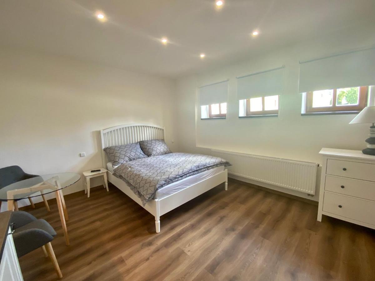Apartmany V Ulicce 弗林布尔克 外观 照片